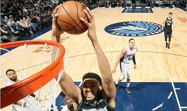 科技重塑篮球世界，最新NBA战况，体验前所未有的精彩对决